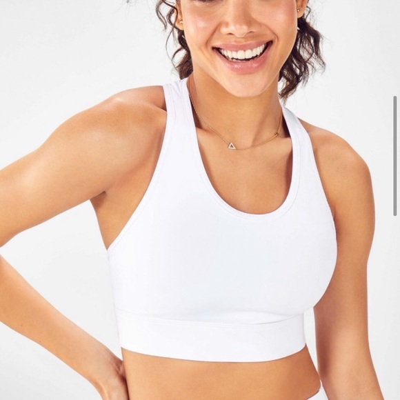 On-the-Go Medium-Impact Sports Bra - Picture 4 of 6